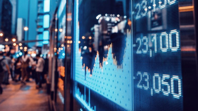 L’augmentation des taux et leur effet sur les obligations et actions